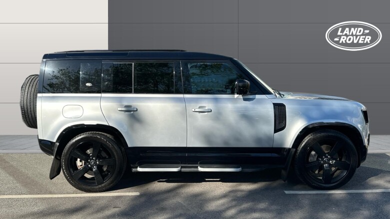 Land Rover Defender 3.0 D250 X-Dynamic HSE 110 5dr Auto Diesel Estate